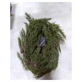 Artgar Christmas Cedar Garland, 6 Ft Realistic Pine Garland, Prelit Christmas Garland with 30 Warm Lights with 8 Light Modes for Mantels Stair Table Indoor Outdoor Winter Xmas Decor (White-Green)