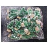 24 Pieces Artificial Mini Christmas Sisal Snow Frost Trees with Wood Base Bottle Brush Trees Plastic Winter Snow Ornaments Tabletop Trees for Christmas Party Home Decoration (Green)