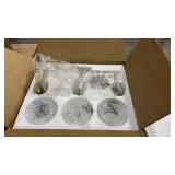 3-Light Vanity Light, Brushed Brass Bathroom Light Fixtures, Farmhouse Wall Sconces with Globe Clear Glass Shade, Porch Wall Mount Lamp for Mirror, Kitchen, Porch, Living Room, Workshop (E26 Base) - R