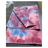 Eunzel Yoga Towel,Hot Yoga Mat Towel with Grip Dots Sweat Absorbent Non-Slip for Hot Yoga, Pilates and Workout 24 x72, Red & Blue