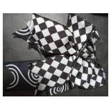 Janinka 8pcs Black And White Bows