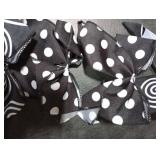 Janinka 8pcs Black And White Bows