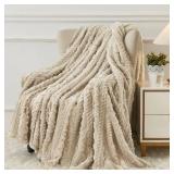 Aganear Fleece Throw Blanket