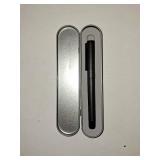 Hongdian Black Carbon Fiber Fountain Pen Extra Fine Nib Elegant Design Smooth Writer with Refillable Converter and Metal Pen Case Set