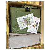 GOLOPET Large Heated Cat House for Outside 21x17x17 in with Time Temperature Intelligent Controller,Inner Insulation Layer and 100% Waterproof,Built in MET and UL Dual Certified Heater