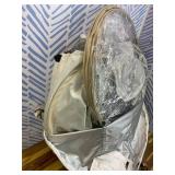 Raynesys Sports Pods, Instant Pop Up Bubble Tent Fits 3-4 Persons, No Condensation, Spacious Interior, Ultra Visibility for Outside Sports Events, Fishing, Ultra Visibility, All Weather Protection