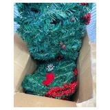 Nerosun 9FT Christmas Garland with 50LED Lights, Battery Operated Prelit Garland Christmas Decorations Timer 8 Mode, Artificial Outdoor Christmas Garland Greenery Pinecone for Indoor Door Decor