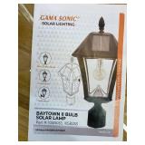 Gama Sonic Baytown II Bulb White Outdoor Solar Light, Single Post Light with 3 Mounting Options, 3in. Fitter for Lamp Posts, Flat Mount for Column and Wall Mount, Resin (105B233)