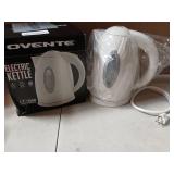 OVENTE Electric Kettle, 1.7L Fast Boiling Water Heater for Coffee or Tea, BPA Free with Water Level Gauge, Auto Shut-Off, Boil-Dry Protection, Indicator Light and Removable Filter, White KP72W
