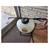 Round Up backpack sprayer