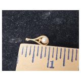 14 karat plumb gold Pearl Teardrop Pendant