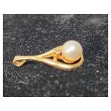 14 karat plumb gold Pearl Teardrop Pendant