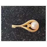 14 karat plumb gold Pearl Teardrop Pendant