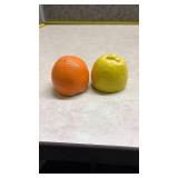 Decorative Ceramic Citrus Salt and Pepper Shakers(SS)