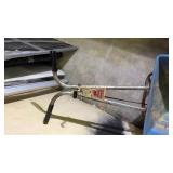 Red Devil Push Seeder