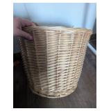 Natural Woven Willow Storage Basket with Handle