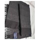 Roundtree & Yorke Herringbone Scarf