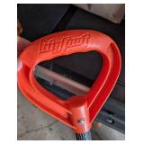 BigFoot Snow Shovels Set - Red and Blue