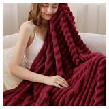 Bedsure GentleSoft Green Twin Blanket for Bed - Cozy Soft Blankets for Women, Cute Large Throws for Girls, 66x90 Inches