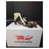 Grasshopper 725 Limited Edition Die-Cast Lawn Mower Model