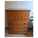 Traditional Maple 5-Drawer Chest