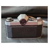Hanimex Praktica Nova IB Camera with Meyer-Optik Lens - Made in East Germany