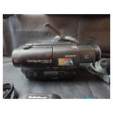 Sony Handycam Video 8 CCD-TR76 with Accessories