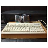 NEW Neoware PC Desktop Keyboard with Speakers