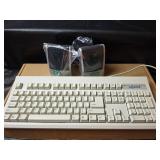 NEW Neoware PC Desktop Keyboard with Speakers