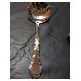 Oneida Stainless Steel Flatware Set with Storage Box