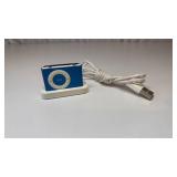 Apple iPod Shuffle 2nd Generation Blue