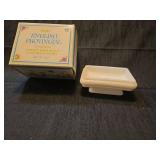 Avon English Provincial Charisma Soap Set