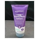 Amazon Basics Sheer Facial Sunscreen SPF 55, UVA/UVB Protection, Water Resistant (80min), Formulated without Octinoxate & Oxybenzone, 3 fl oz