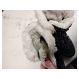 Umerigo Snow Boots Women Mid-Calf Warm Waterproof Anti-Slip Ankle Boots Winter Lace-up Booties Deep Tread Rubber Sole Faux Fur Lined Hiking Outdoor Comfortable