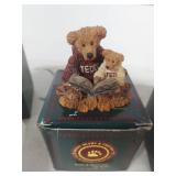 Boyds Bears Collection - Reading Bear Figurines