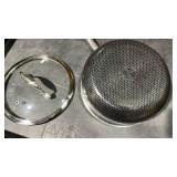 HexClad Hybrid Nonstick 1-Quart Saucepan with Tempered Glass Lid, Stay-Cool Handle, Dishwasher-Friendly, Oven-Safe Up to 900Â°F, Induction Ready, Compatible with All Cooktops - Retail $120