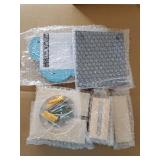 Magnetic Floating Shelf for Toniebox MP3 Audio Player Set - Wooden Wall Shelf Set for Toniebox, Charging Station and 9-12 Tonie Figures, Display & Storage Rack for Tonie - Square + Cloud Design - Reta