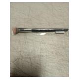 BK BEAUTY BRUSHES - ANGIE HOT & FLASHY A506 CONCEALER - Viral "Kitten Paw" Face Brush - Under-Eye Concealing and Contouring - Makeup Brushes