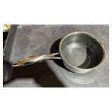 HexClad Hybrid Nonstick 1-Quart Saucepan, Stay-Cool Handle, Dishwasher-Friendly, Oven-Safe Up to 900°F, Induction Ready, Compatible with All Cooktops (NO LID)