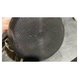 HexClad Hybrid Nonstick 10-Quart Stockpot with Tempered Glass Lid, Stay-Cool Handles, Dishwasher-Friendly, Oven-Safe Up to 900°F, Induction Ready, Compatible with All Cooktops - Retail $200