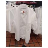 APPEARS NEW - Professional White Chef Coat - Pinnacle HD (Medium)