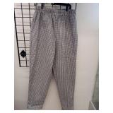 APPEARS NEW - Chef Designs: Professional Chef Pants Black and White Checkered (Size Large/4 Pack)