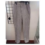 APPEARS NEW - Black and White Houndstooth Chef Pants (Size Large/4 Pack)
