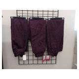 APPEARS NEW - White Swan Brand Women