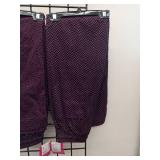 APPEARS NEW - White Swan Brand Women