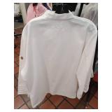 APPEARS NEW - Chef Designs Professional White Chef Coat XL-RG (3 Pack)