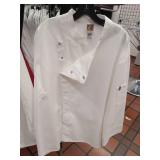 APPEARS NEW - Chef Designs White Professional Chef Coat XL