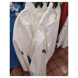 APPEARS NEW - Chefwear White Professional Chef Coat XL (2-Pack)