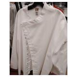 APPEARS NEW - Chef Designs Professional White Kitchen Coat XXL Set of 2