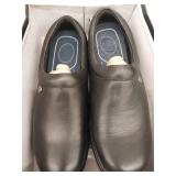APPEARS NEW - KM Professional Black Leather Clogs Size 14  - Retail: $85
